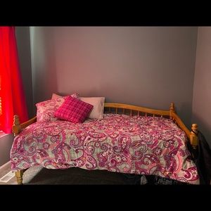 Vera Bradley TWIN Comforter Set and more